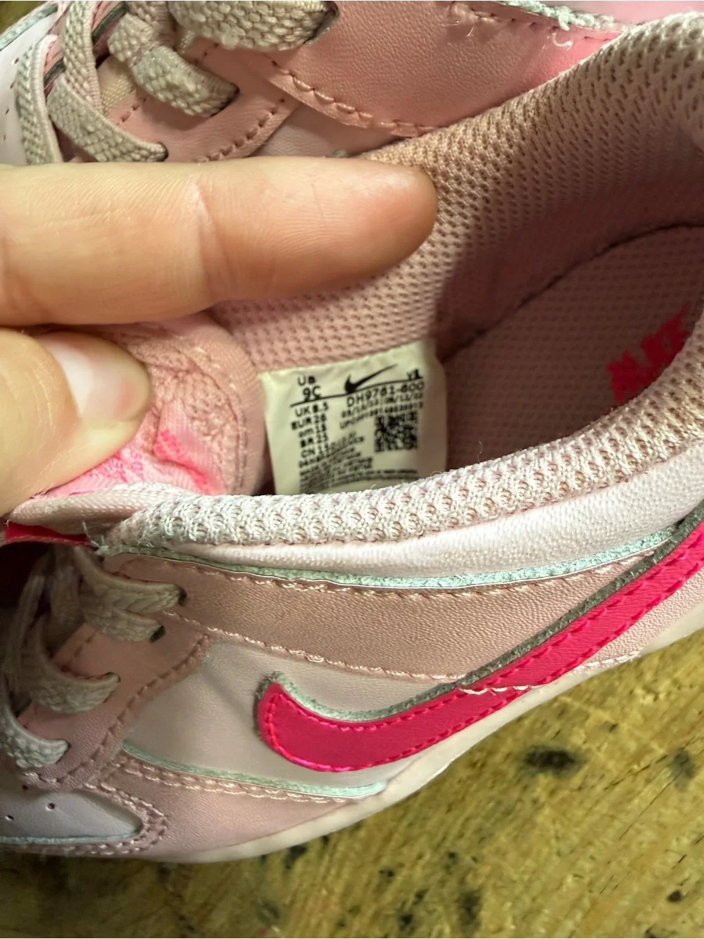 Nike Kids' Dunk Low- Top Triple Pink Sneakers 9C